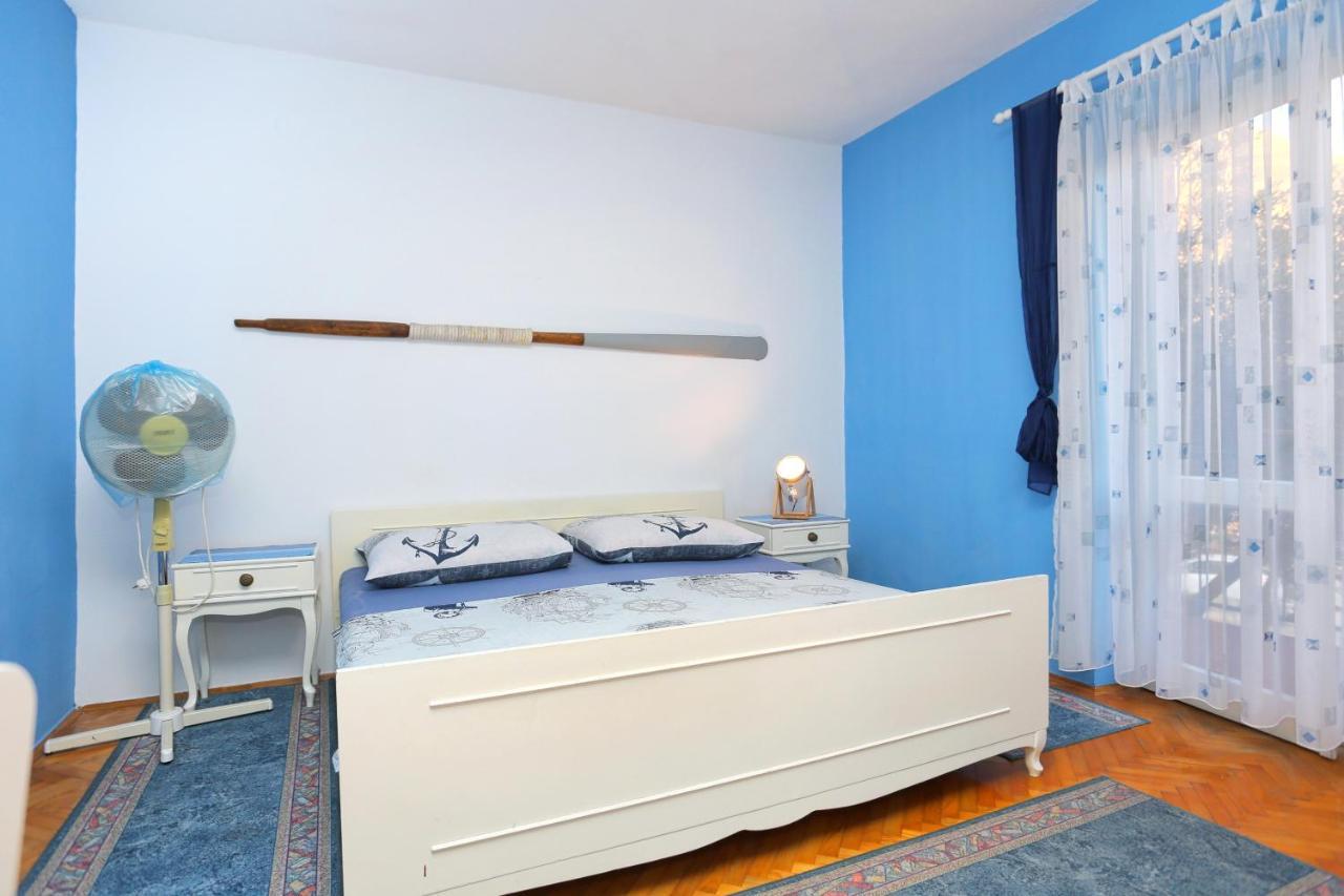 Apartments&rooms with parking space Makarska - 18028 Bagian luar foto